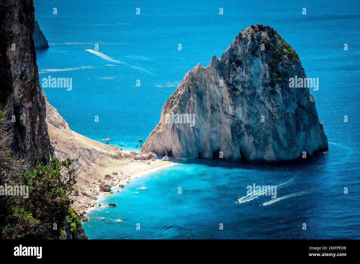 SachaTng's tweet photo. imaginez un date juste ici https://t.co/8luRfOWPgx