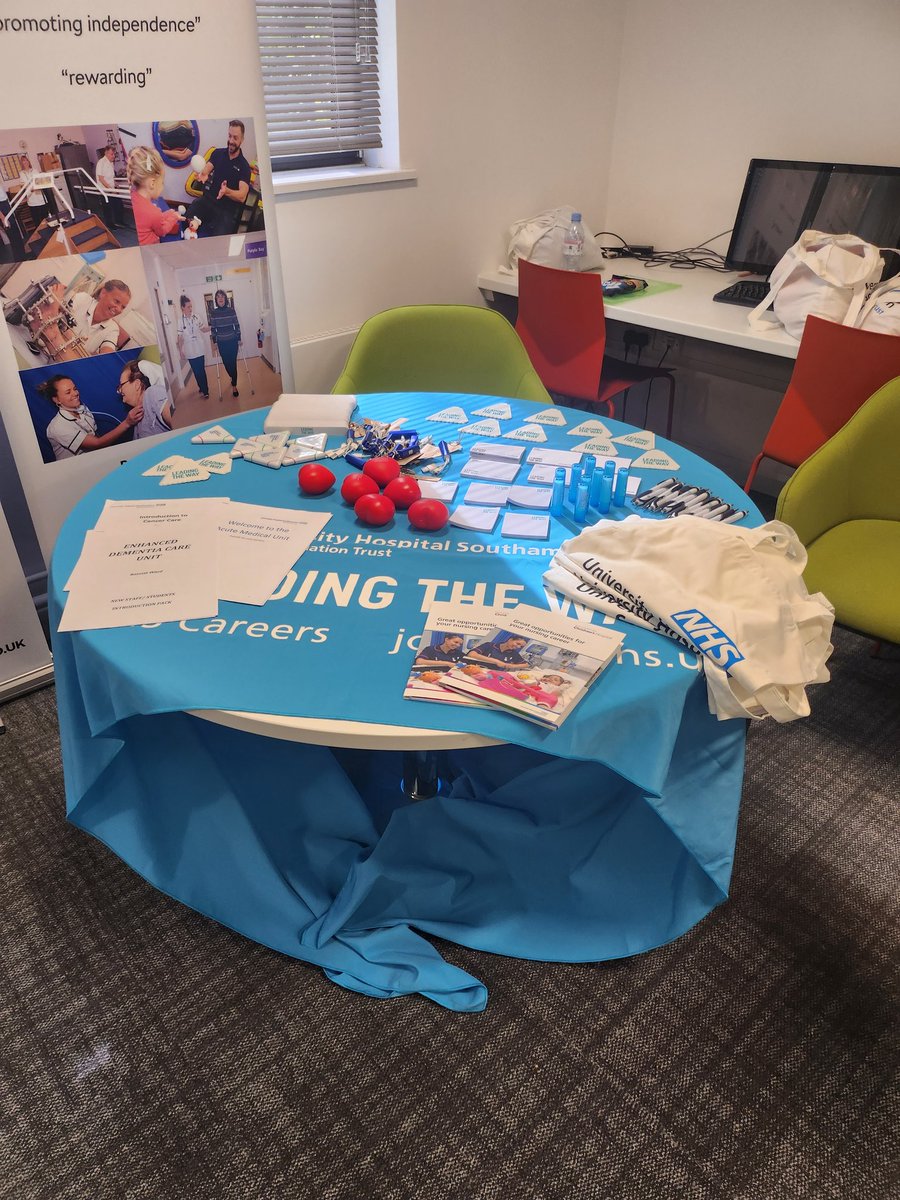 EducationDivB's tweet photo. UHS Open day!! Representing UHS, nursing and division b 🙂 @AliRossRN @laszlop74 @NikkiJs74 @turns1234 @PaulR_ED @maryelizajames @CorinneHadley1 https://t.co/oKWGSRrLLr