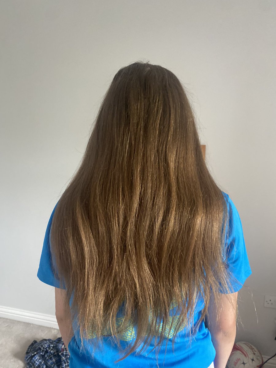 cluttonninja's tweet photo. #sharkvacuumcleaner Anti-Hair Wrap my craic! #SharkVacuumCleaner ☹️ https://t.co/jfJFTIAMim