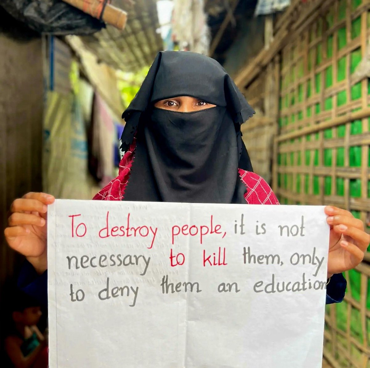 Education is the one & only tool that can bring a prosperity for all + bring positive change among the ppl & helps to reach out to their goals. Pls make sure reg. Rohingya refugee children in 🇧🇩 have their access to education. We're nothing w/o edu. Let us to learn.
Pic-credited!