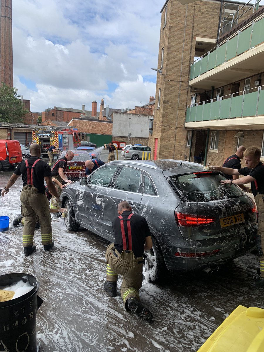 Charity car wash in full swing <a href="/WMFSErdington/">Erdington Fire Station</a> 🪣🧽
