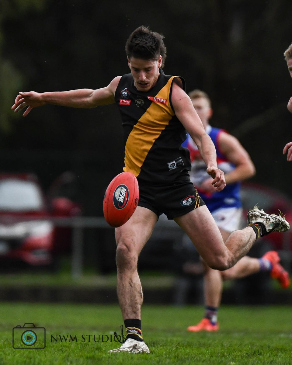 The defending Premiers <a href="/HeidelbergFC/">Heidelberg Football Netball Club</a> continue to top the <a href="/northernfnl/">Northern FNL</a> ladder after they outlasted <a href="/NorthHeidelberg/">North Heidelberg SC</a> in the Derby by 20 points on a boggy Warringal Park.  The loss sees the Doggies slip out of the 5.