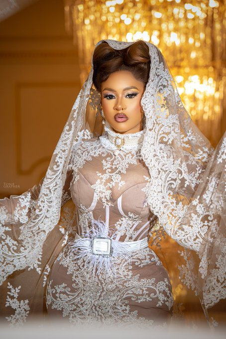 Atarodo01's tweet photo. My Phone Did Me Dirty Last Night😩😫I Could Not Even Watch The Reunion🤦♂️
Am Here To Tell You All That @unusualphyna Is The Mother,Father,Queen,King Of Both Male And Female Of #BBNS7
No One Come Close, You Can't Out Do The Odogwu Of Doings💐❤️👑🥰
#PhynaTheElephant𓃰
#Phyna𓃰 https://t.co/ixobOmnm4a