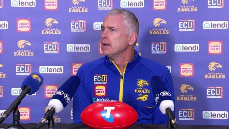 sportsbetcomau's tweet photo. ‘Forget the final score. The Swans are scared by Simmoball. They couldn’t handle our aggressive style. We got in their heads’ https://t.co/FKxY6UauKn