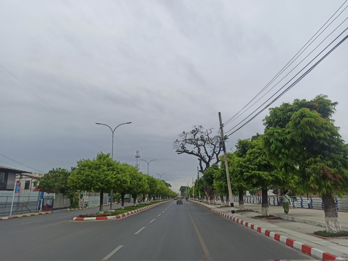 မြဝတီ ကောင်လေး tweet media