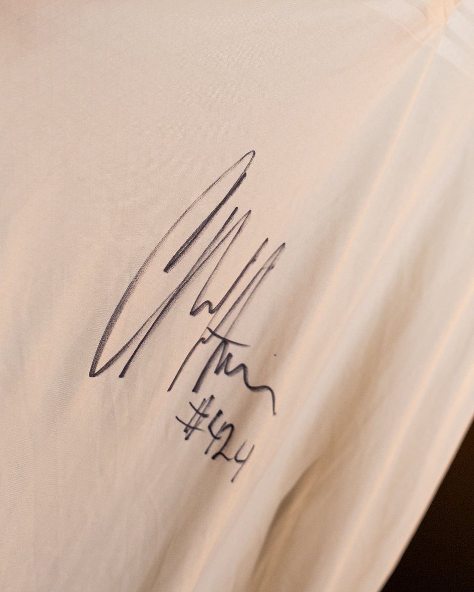 🏏 Match-worn shirts coming in from The Ashes, hosting two legendary sides - <a href="/englandcricket/">England Cricket</a> and <a href="/CricketAustrala/">CricketAustralia</a>.

❤️ Worn during their 2nd test back in 2019, and raising funds for <a href="/RuthStraussFdn/">Ruth Strauss Foundation</a>.

Own a piece of history and help raise funds 👇
matchwornshirt.com/event/30-05-20…