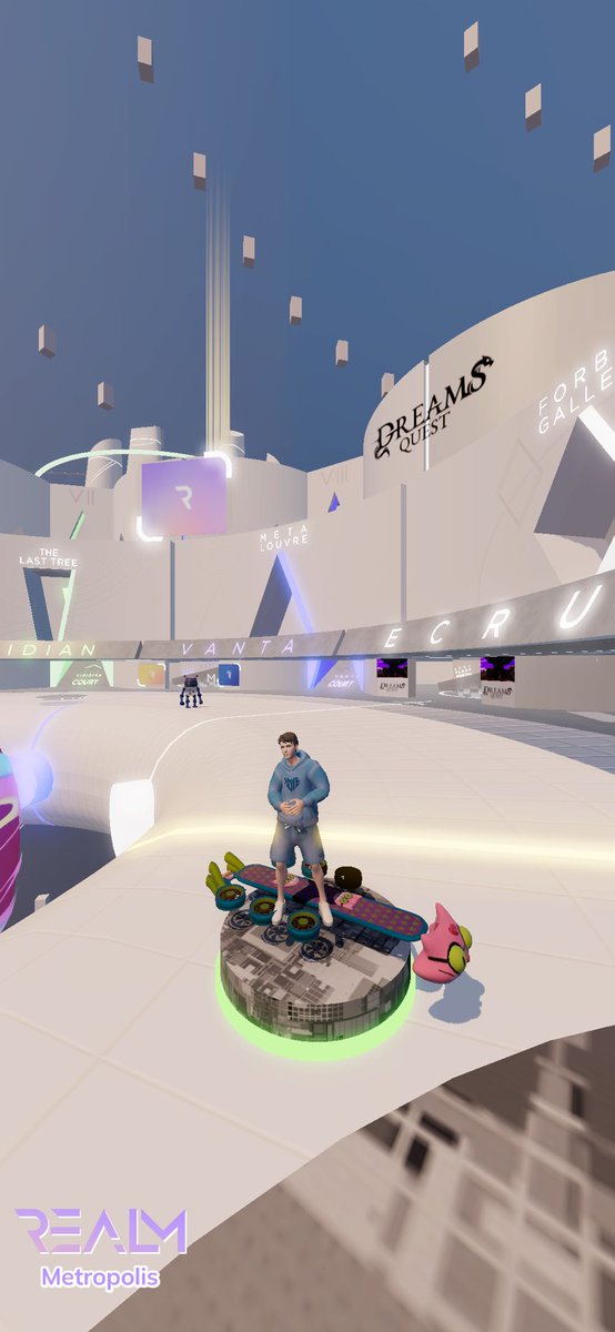 Mucyoke's tweet photo. Best web3 project @Enter_Realm about to launch #hovr game join me #realmtueart #worldwide https://t.co/z63dHA9yHc