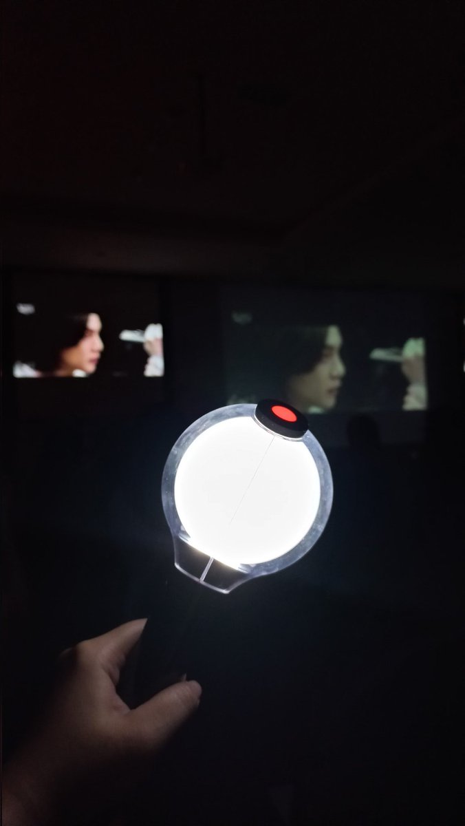 Alhamdulillah get day 1 freee 😭😭😭😭😭😭😭😭😭#AgustD_SUGA_Tour_in_Seoul