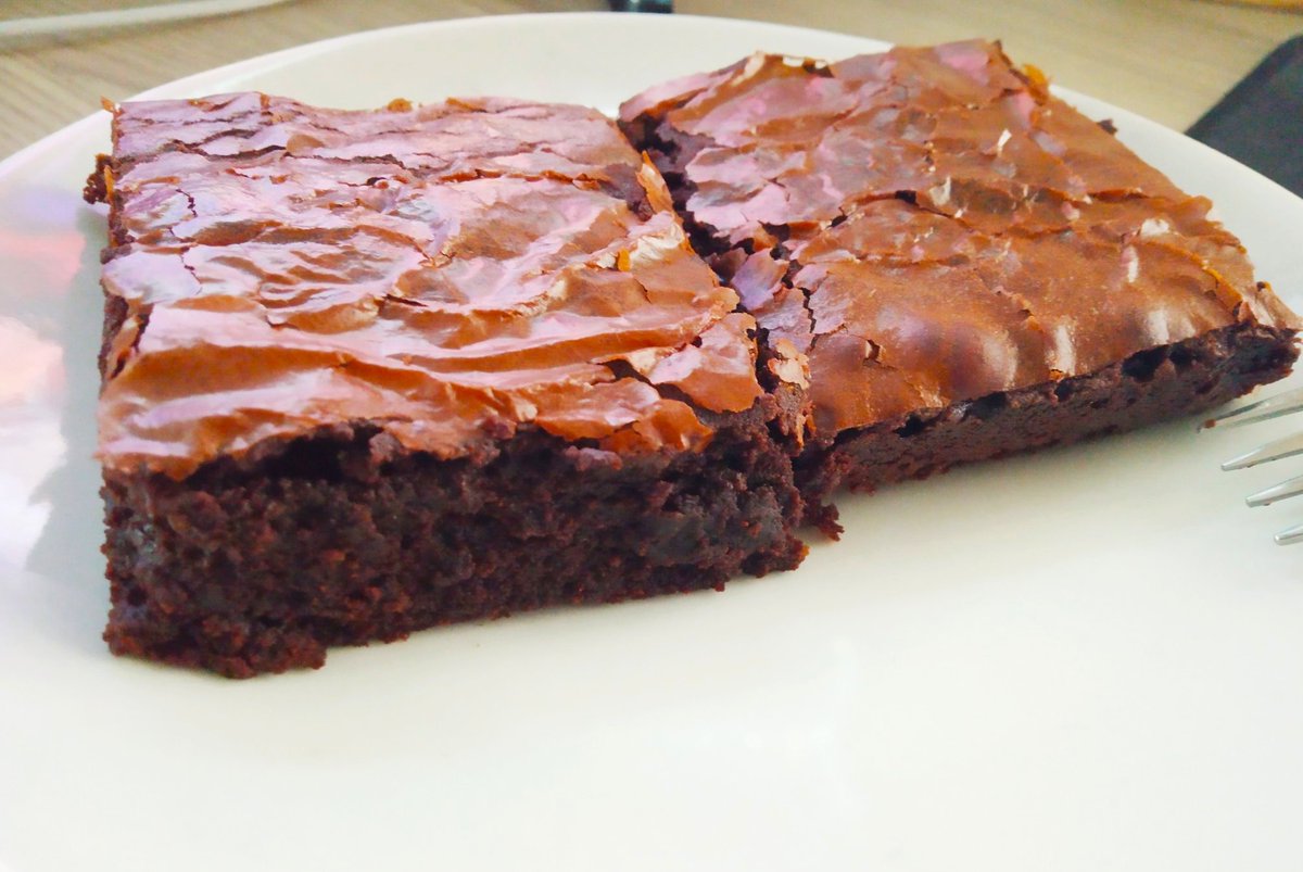 Çok korktum brownie yapmayı unuttum diye ama unutmamışım şsğfşsldlsos