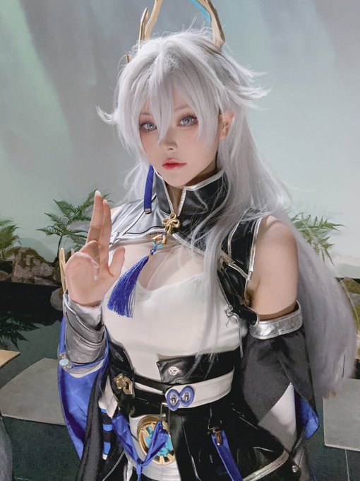 Twitterのコスプレ画像18