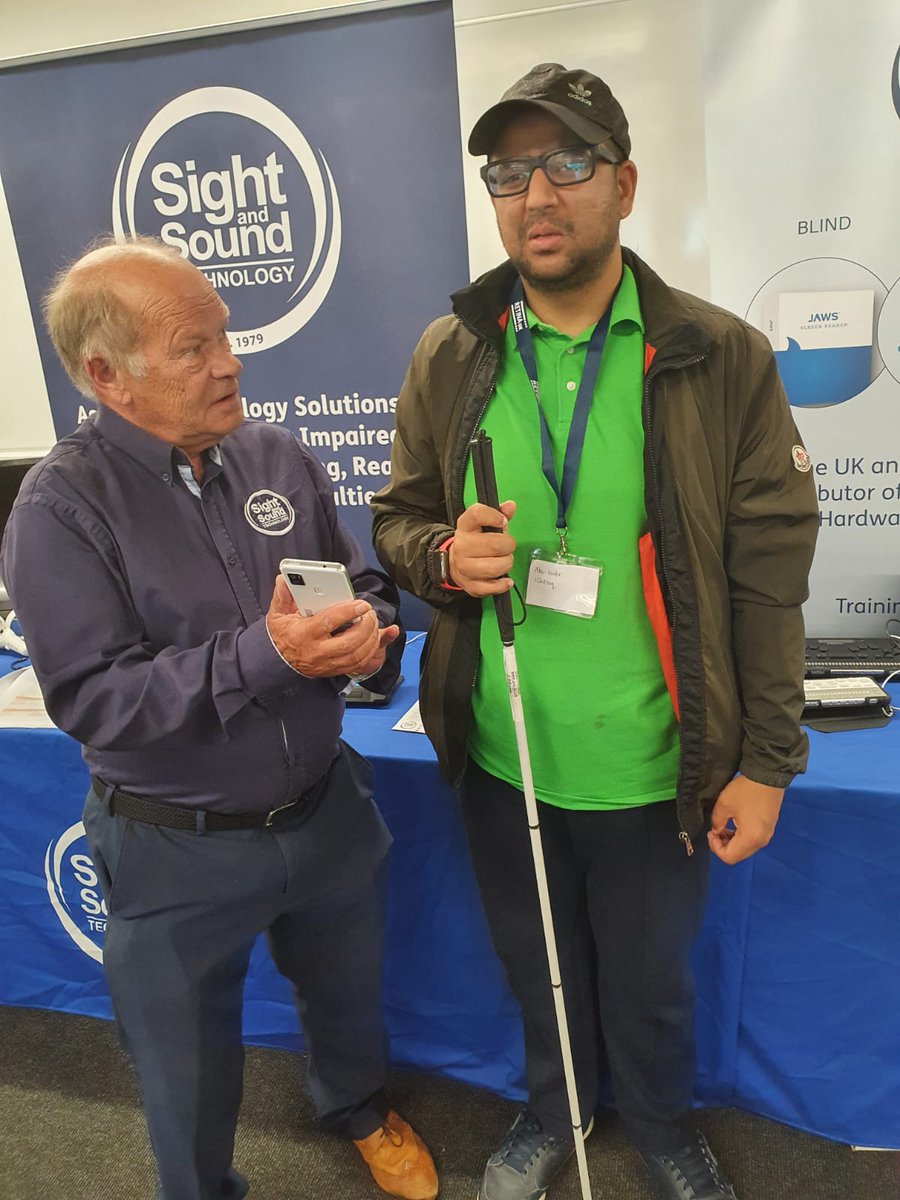 sightandsoundt's tweet photo. We are pleased to be supporting @RetinaUK #retinaukconf today. Our team has been demonstrating #assistivetechnology to those working or living with #SightLoss. In the photo #technologyspecialist Tony Shrubb is showing @LetsEnvision #smart glasses @KapsysGroup #SmartVision3 https://t.co/lHmb0xL7RJ