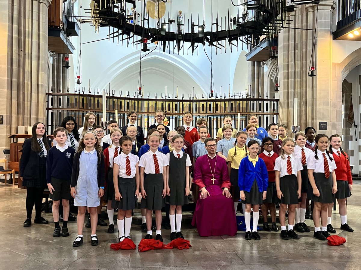 St Leonard's School (@langhostleonard) on Twitter photo 