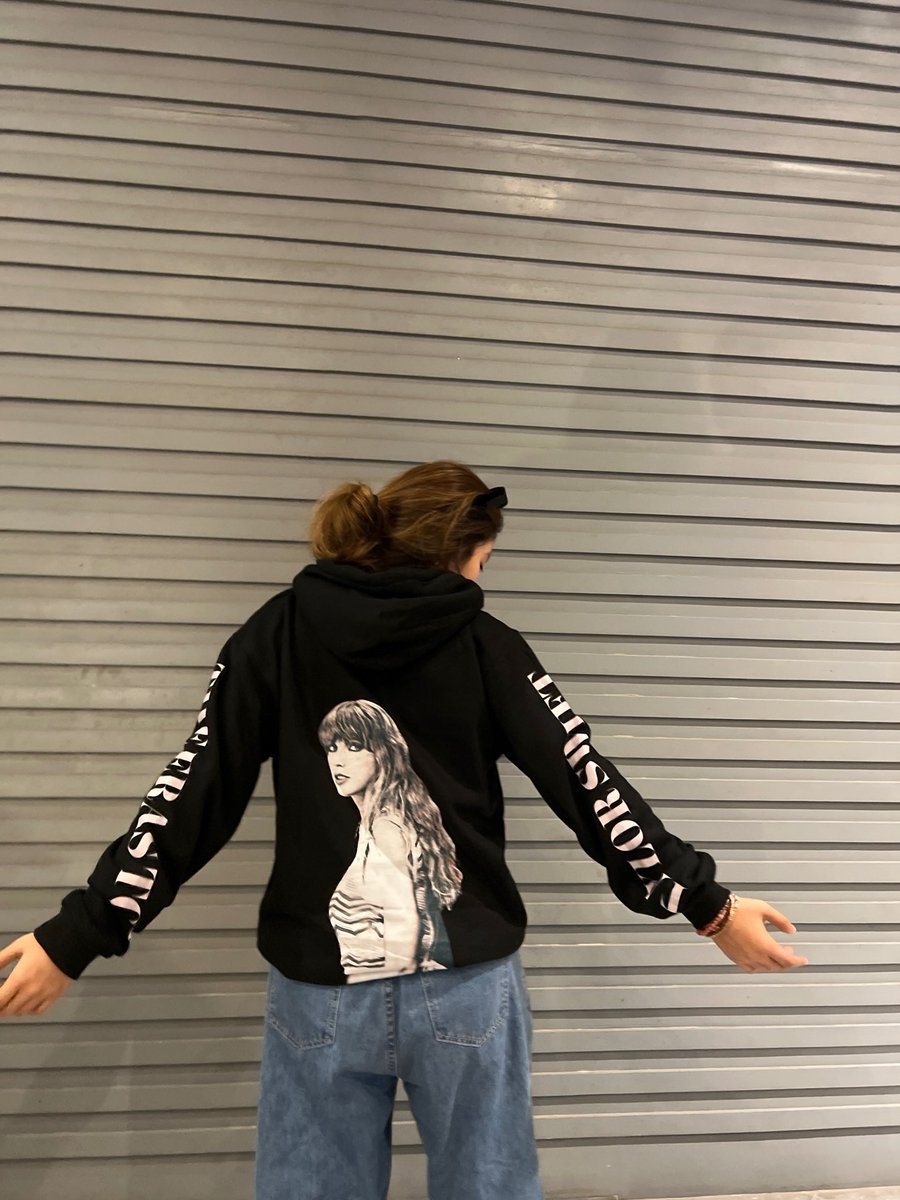 UnoffNationLtd's tweet photo. are you ready for it? 🖤

now open for pre-order (4-5d)
the ts eras hoodie
💎P890
— hq thick material
— hq print
— sco/sdd
— open for customized

baby, let the games begin! 🖤

wts lbf ph
#TaylorSwift
#TSTheErasTour 
#TheErasTour
#TheErasTourPH https://t.co/viTlUkMt6P