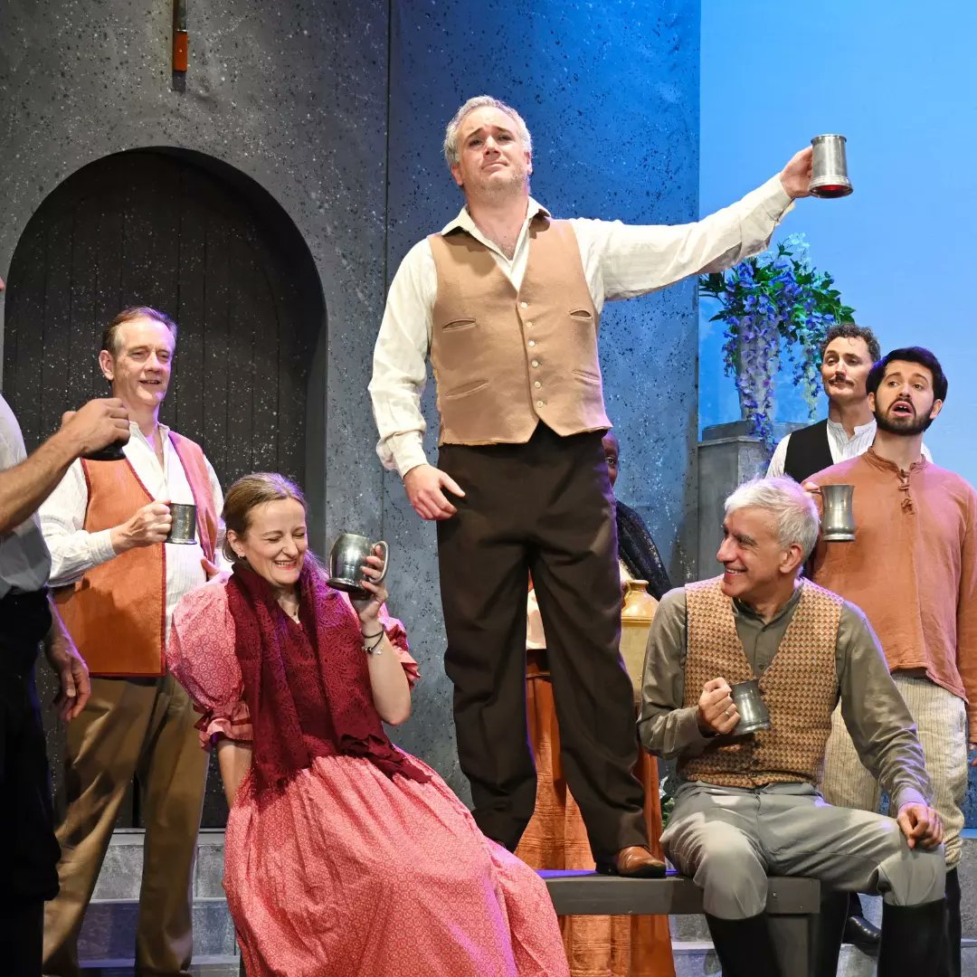 SouthgateOpera's tweet image. FINAL CHANCES TO SEE CAVALLERIA RUSTICANA &amp;amp; GIANNI SCHICCHI TODAY!

2 PERFORMANCES - DON'T MISS OUT!

TICKETS: wyllyottstheatre.co.uk/whats-on/giann…

#puccini #giacomopuccini #giannischicchi #omiobabbinocaro #mascagni #pietromascagni #cavalleriarusticana @Wyllyotts 
Photos by: @Steve_Beeston