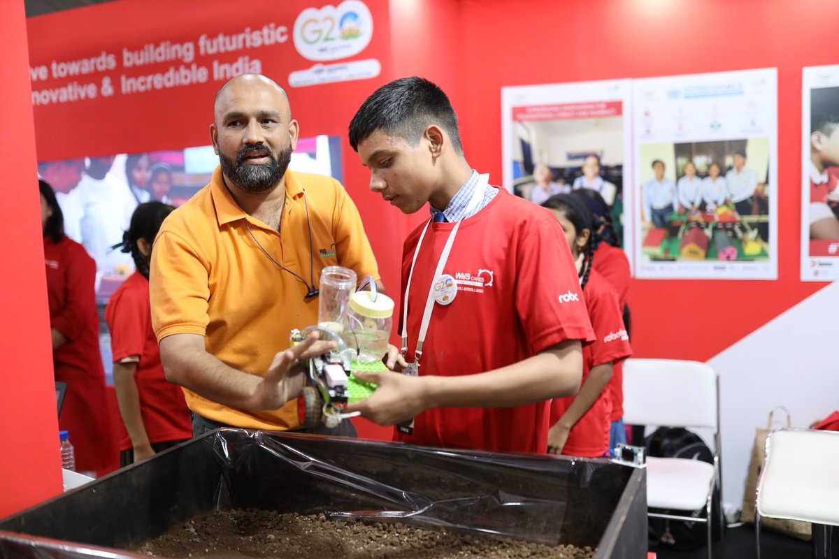 IndiaRobotex's tweet photo. The future technologists from zilla parishad schools, Pune supported by #WNSCaresFoundation showcased outstanding robotics projects at G20 Summit in Pune.
.
@eduminofindia @dpradhanbjp @skill_india_official @ncertindia @g20edupune
#blendedlearning #G20 #wns #wcf #wnswfc #ncert https://t.co/lXI4v61YfP