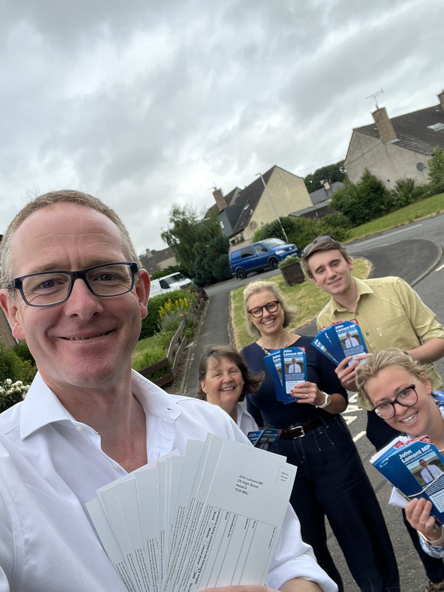 The SNP are talking to themselves again today about referendums and independence.

Meanwhile, the <a href="/ScotTories/">Scottish Conservatives</a> team in the #ScottishBorders are out and about talking to local residents about the real priorities for the people of Scotland.