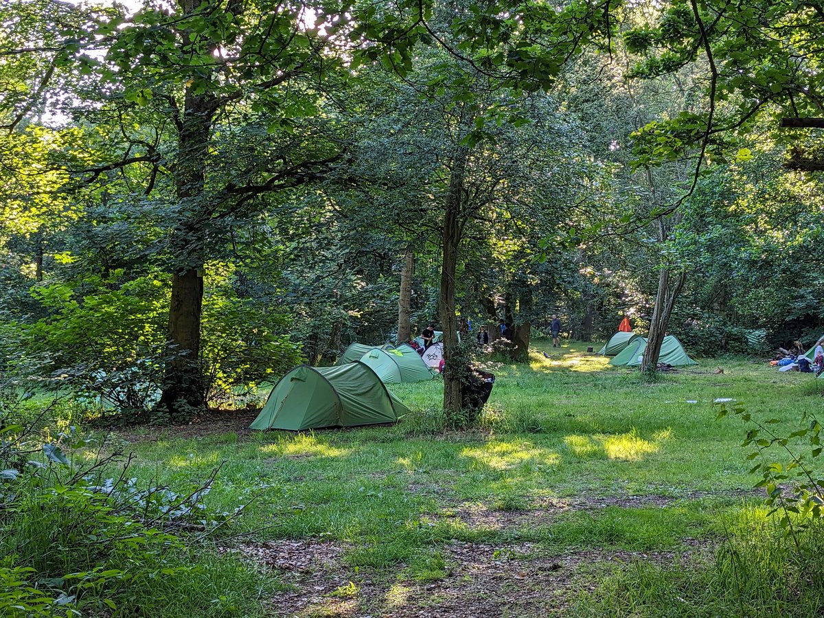 Year 9 were not too impressed by the early start to their Saturday. All teams are off on their routes by 9am.