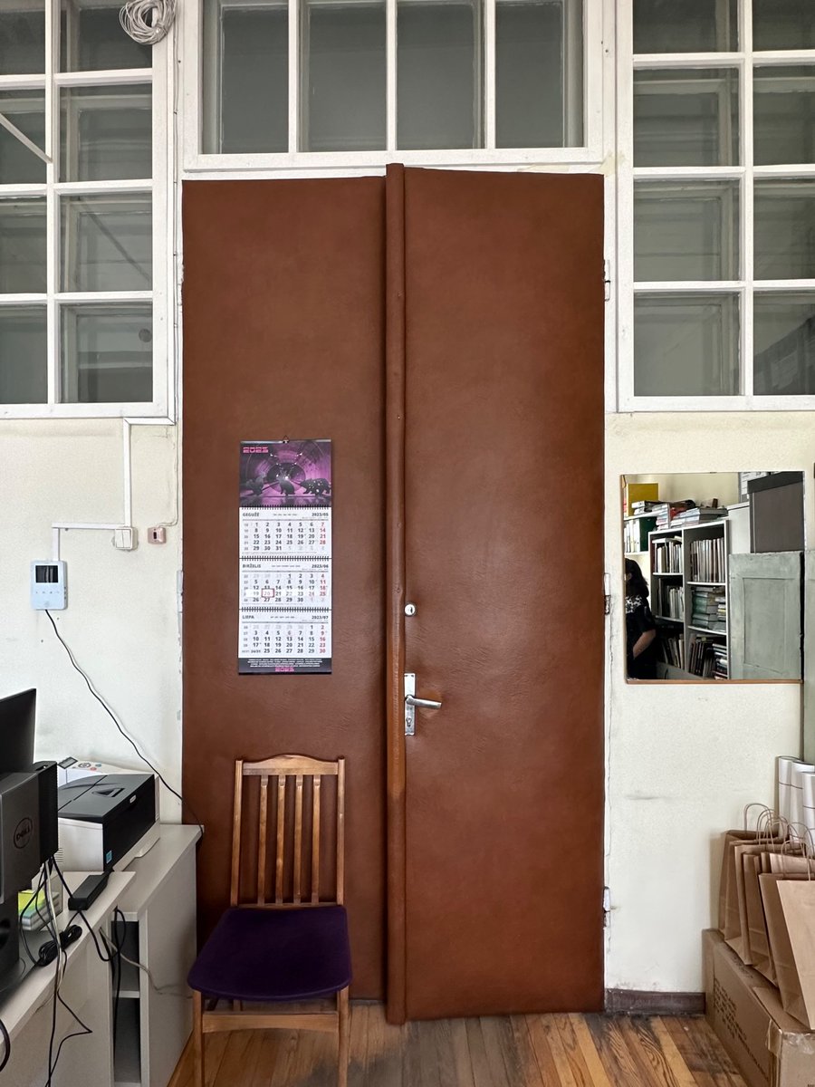 Poll to my tens if followers on this wretched site: Tell me your weirdest research room.

I’ll go first: inside a NKVD/KGB jail, specifically its interrogation room featuring the original padded/insulated door.

(Will be back to work soon, <a href="/SocIntelHist/">Society for Intelligence History</a>!)