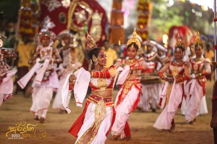 SriDalada2's tweet photo. The fifth wedding procession of the year 2023 at the historical Ruhunu Kataragama Maha Dewalaya, which is held continuously until the sun and the moon lasts, will be toured on the streets today, June 23, 2023 if.
#RMKD #Kataragama #EsalaMangallaya2023 https://t.co/uf0J4FQwxv