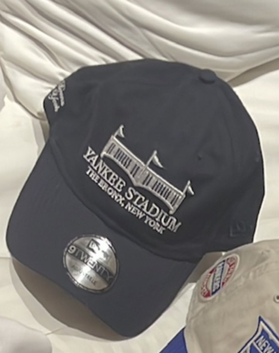 yashargest's tweet photo. @easyJet I left a baseball cap on my seat of flight EZY8089 from Gatwick-Palma last night, Palma have confirmed this morning it was not handed in so please can you help me find it?🥹it means a lot to me💔 https://t.co/NDcR9CEEOt