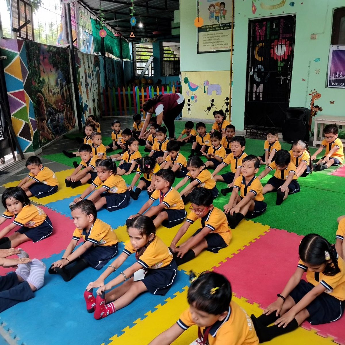 NESTCSCBV's tweet image. International Yog Day 2023
👉 *Session Conducted by Yog Guru Neha Gandhi.*
👉 VLE Name: Harenkumar Gandhi 
*NEST CSC BAL VIDYALAYA, Surat*
CSC BV ID:
*GJ/275336560010/2021/103*
CSC ID :  275336560010
@CSCSPV @CSCegov_ #CSCPeYoga #MyYogaMypose  @CSCSPV_Health