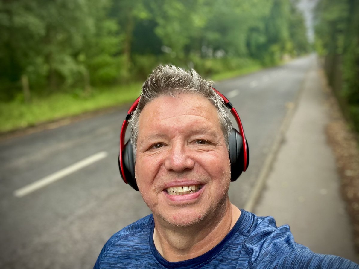 WindyWilson88's tweet photo. Windy says Pre-simulation walk 

Smug cNt 🤣

I’ve got about 40 miles to do over the next 23 hours - Start / stop. Start / stop. Start / stop 

Muggy as fuk out there. This could be brutal 🥵

We go at 12 noon 👍

#MentalPrep #BackyardUltra #SimulationWeekend 🏃🏼‍♂️⛰️🔁🏴󠁧󠁢󠁳󠁣󠁴󠁿⚔️ https://t.co/3zfGfmBkt6