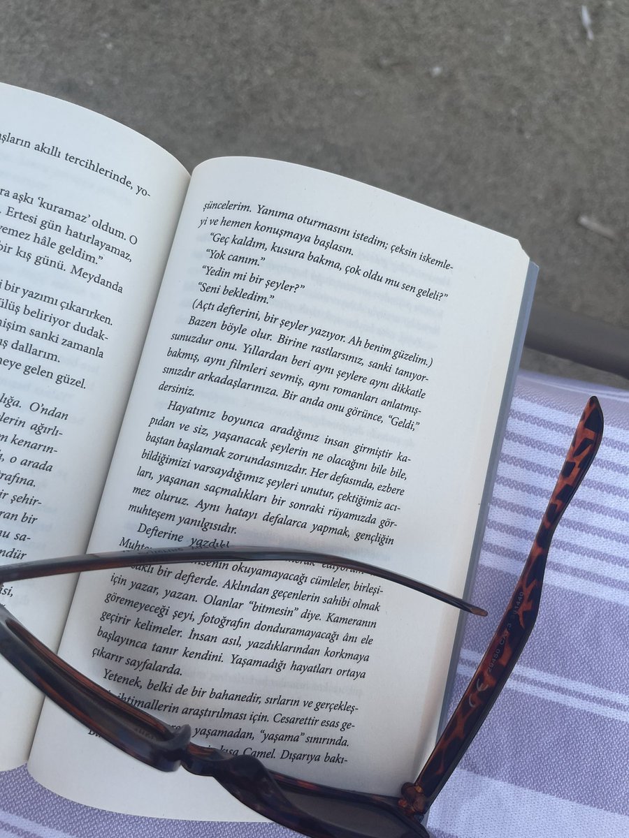 "Aynı hatayı defalarca yapmak, gençliğin muhteşem yanılgısıdır."
Celal Kadri Kınoğlu-Armağan
28.08.22 📌