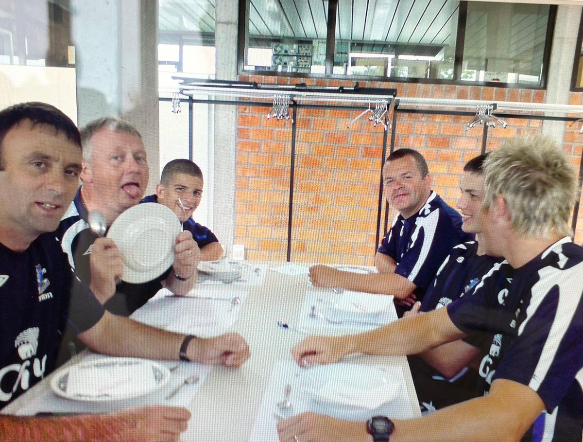 MartinWaldron12's tweet photo. Never forget this tour , we where starving and the food came out it’s was lovely, upon asking what the meat was that we ate, the mood changed when informed we had just eaten horse😭me Lavo Chris Llyod, Paul Casey Joel waldron and John Lavery and an amazing bunch of players💙 https://t.co/VzXnPlQuD2