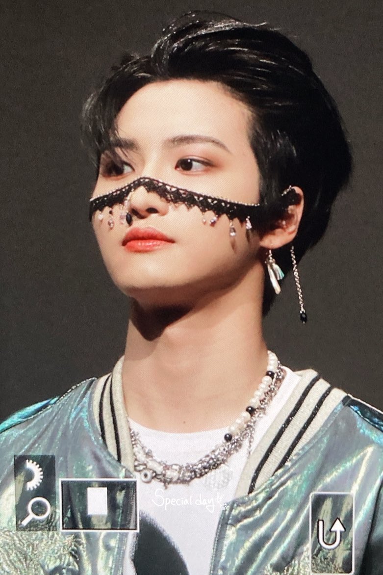19980403net's tweet photo. pre | 230624 😙
#에이티즈 #박성화 #성화 #마이성화니
#ATEEZ #SEONGHWA @ATEEZofficial https://t.co/uiurHpqedB