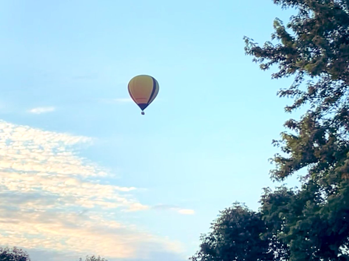 Hot air balloon out in Fishers @FishersIN
