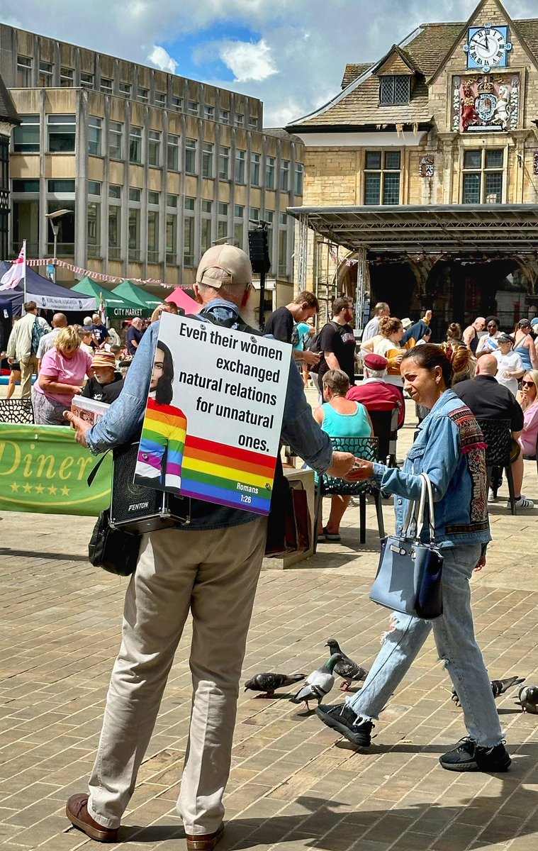 TobyWoody's tweet photo. Bearing in mind the use of rainbow colours, there could be an interesting juxtaposition later on! In the meantime, #NutterAlert #Peterborough @PeterbPrideUK https://t.co/cfvXxWQKxk