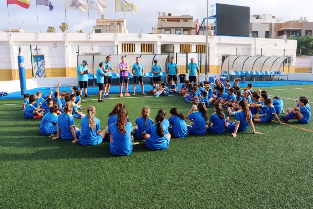 Melilla Ciudad del Deporte CD La Salle tweet media