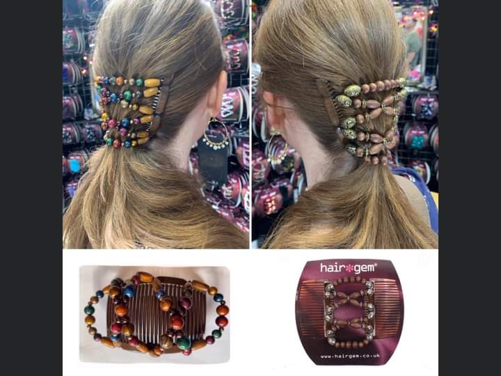 Customer couldn’t decide on which double comb  ʜ ᴀ ɪ ʀ ɢ ᴇ ᴍ  ♡   ….so bought both!  #CreativeCraftShow  #necbirmingham   👱🏻‍♀️
HairgemShop.etsy.com always open!  📮💌