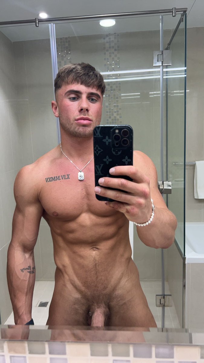 teejayyy2k's tweet photo. RT if you want I send you the full picture 🥵
For the video, click the link in bio (onlyfans 🍆)

#fitness https://t.co/cyqdjVTtCm