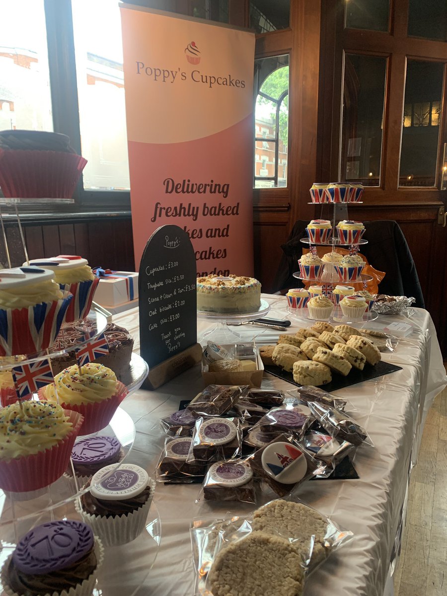 Showcase your #smallbusiness at #craft and #artisan markets! Check out aquadesigngroup.co.uk for #banners and more! :-) #Baking #Cakes #Cupcakes #Traybakes #ShopIndie #BizBubble #Stockport #London