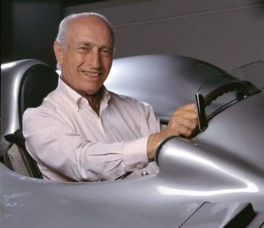 A 112 años de su nacimiento, siempre lo recordamos y admiramos Maestro! #JuanManuelFangio