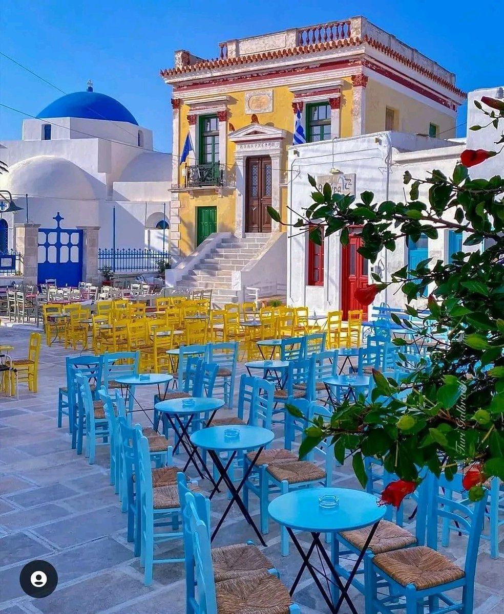 Sérifos Island, Greece. 💙🇬🇷💛