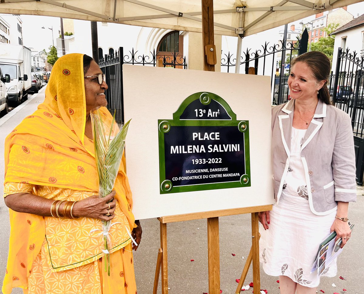Immense pleasure to attend the inauguration ceremony of “Place Milena Salvini” in the gracious presence of Hon’ble Mayor @jerome_coumet and Secretary (Press, Informations & Culture) @IndiaembFrance Ms. @Pujya5 Ji.

A great homage to a great soul.🙏🏽💐

#PlaceMilenaSalvini #Mandapa
