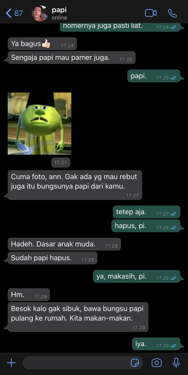 iloloveuuu_'s tweet photo. sama papinya sendiri aja jealous.
— nomin three tweets au! https://t.co/YFDEgvq67l