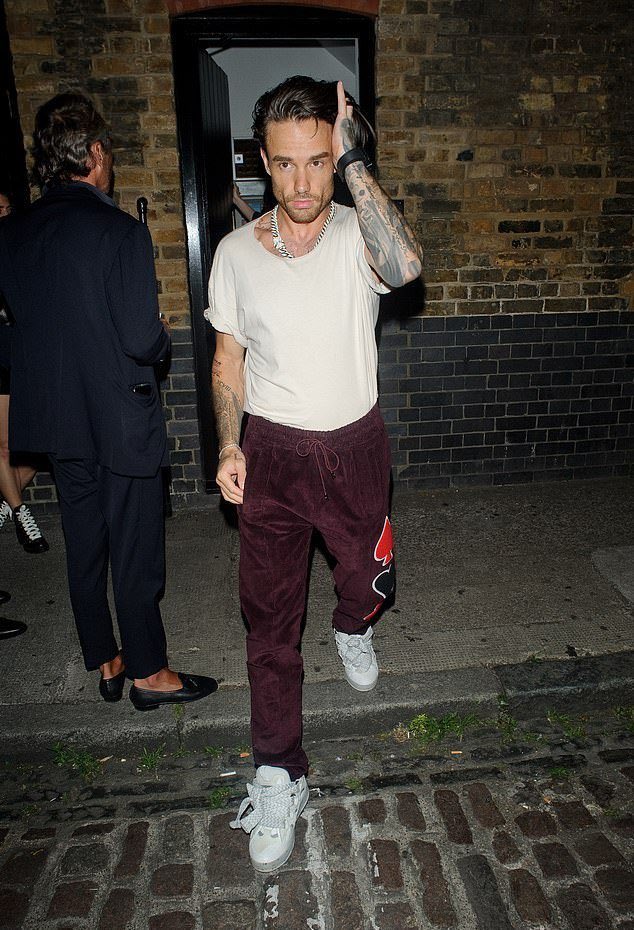 📸 | @LiamPayne at the Chiltern Firehouse in London last night!