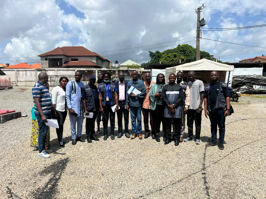 guinee_oms's tweet photo. #Guinée: l’équipe d'experts de @OMS_Afrique venue pour la #transition #COVID19 visite le #CTEPI de Nongo. L'objectif est d'évaluer ses #capacités sur la #gestion des #urgences de santé publique dont la #COVID19 et de faire une analyse #SWAT. #Msante @anss_guinee @GouvGN https://t.co/TYWqpFHgFy