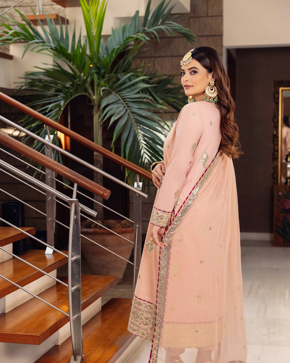 asimjofa's tweet photo. Noorie Collection | Eid Edit | Shop Now | Ready To Deliver
AJSM-50 | Rs 6,250/-

Shop Now: https://t.co/YHoU9kpLmp

#AsimJofa #IWearAsimJofa #EssentiallyFestive #Noorie #UnstitchedCollection #MinalKhan #Festive #Fashion https://t.co/iPcqoCyr9q