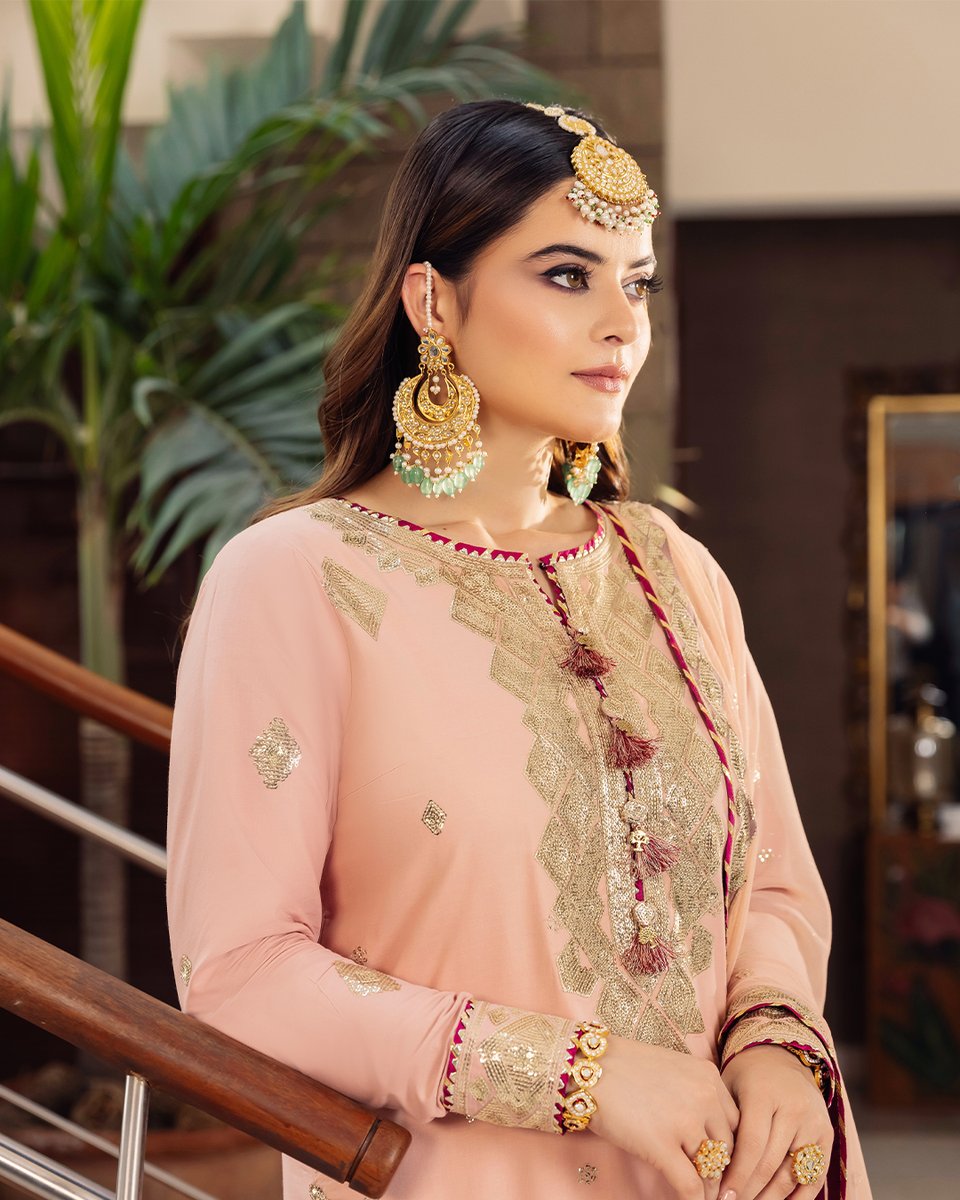 asimjofa's tweet photo. Noorie Collection | Eid Edit | Shop Now | Ready To Deliver
AJSM-50 | Rs 6,250/-

Shop Now: https://t.co/YHoU9kpLmp

#AsimJofa #IWearAsimJofa #EssentiallyFestive #Noorie #UnstitchedCollection #MinalKhan #Festive #Fashion https://t.co/iPcqoCyr9q