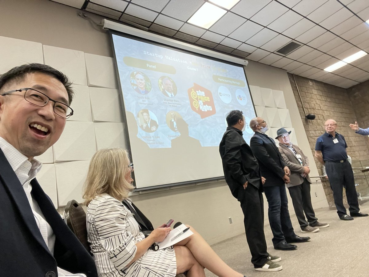 UscBruin's tweet image. 4/ My advice to #founders before doing another #pitch , take a VC out for coffee and have them explain to you how a fund works!  You’ll understand their pressures, responsibilities, and roles of the #generalpartner #GP #limitedpartners #LP