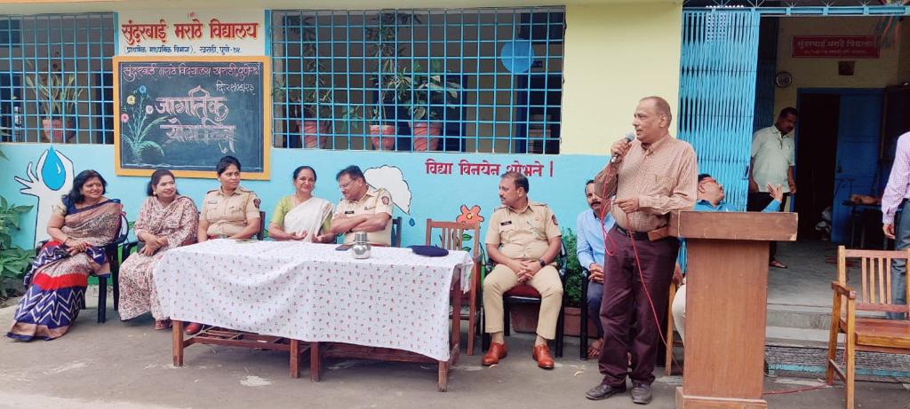 prabhakarape's tweet image. आज व्यसनमुक्त निर्भय विद्यार्थी अभियान  घेण्यात आले. त्यावेळीं ACP संजय पाटील. PI राजेंद्र लांडे सर.. आणि अभियानसाठीं  DCP शशिकांत बोराटे यांचे पूर्ण सहकार्य  लाभले..#PMModiNews #CMOMaharashtra #Dev_Fadnavis #AjitPawarSpeaks  #CPPuneCity #suniltingre #supriya_sule