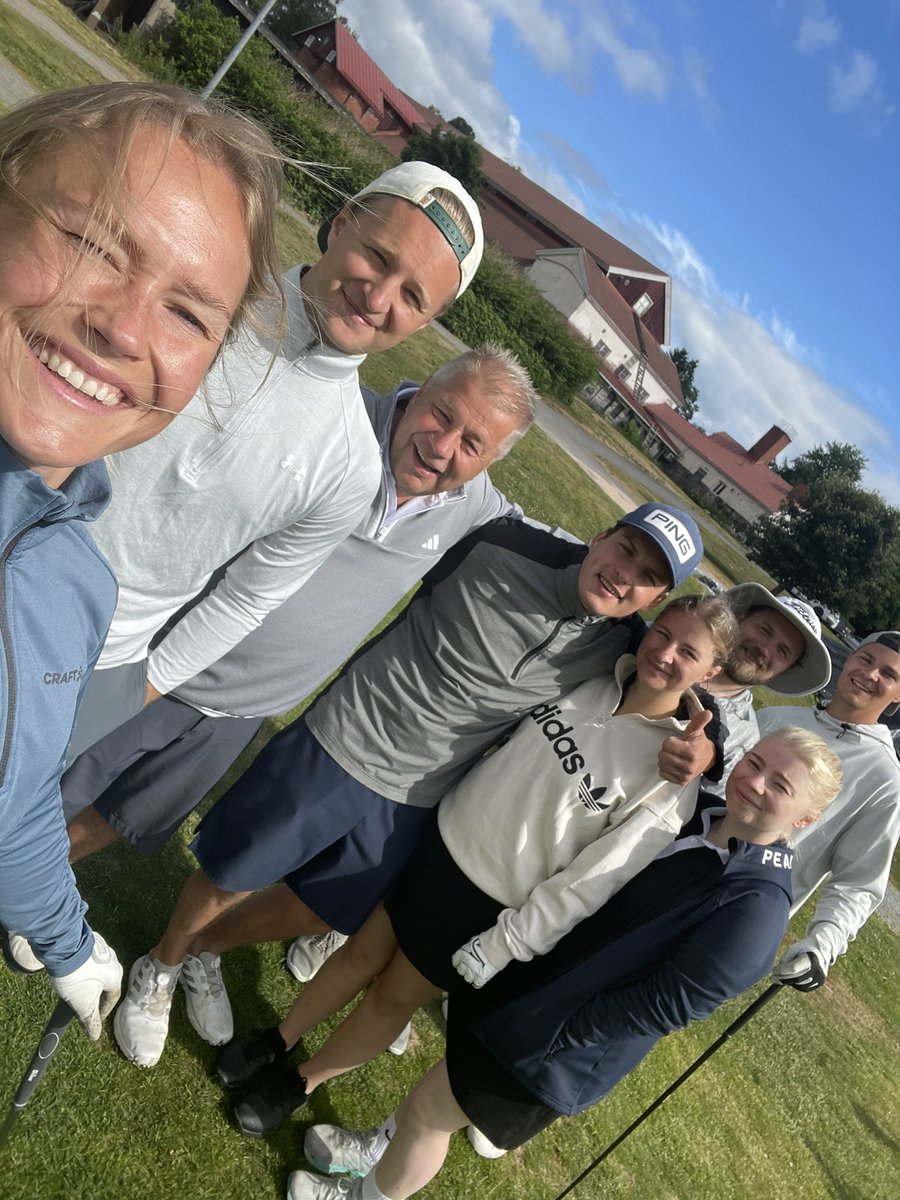 On kyllä upeeta koko perhe perinteisessä Lepaa openissa😎 hienossa kunnossa kenttä ja seura rakasta❤️