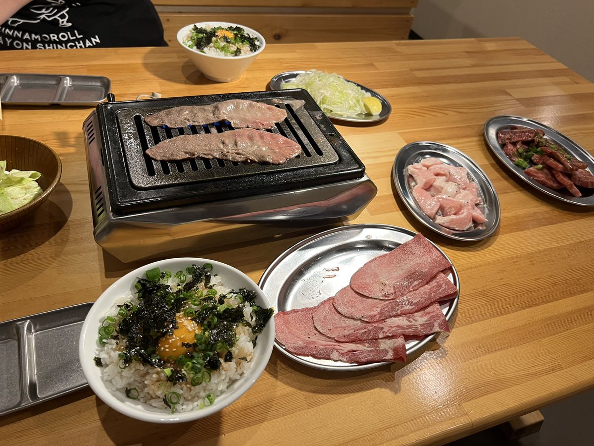 RUPINPUBG's tweet photo. 彼女が給料日ということで焼肉に連れて行ってもらった！ https://t.co/5tOvwxnhVJ