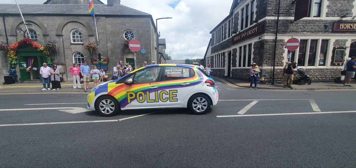 Hazel Powell 💙 tweet media