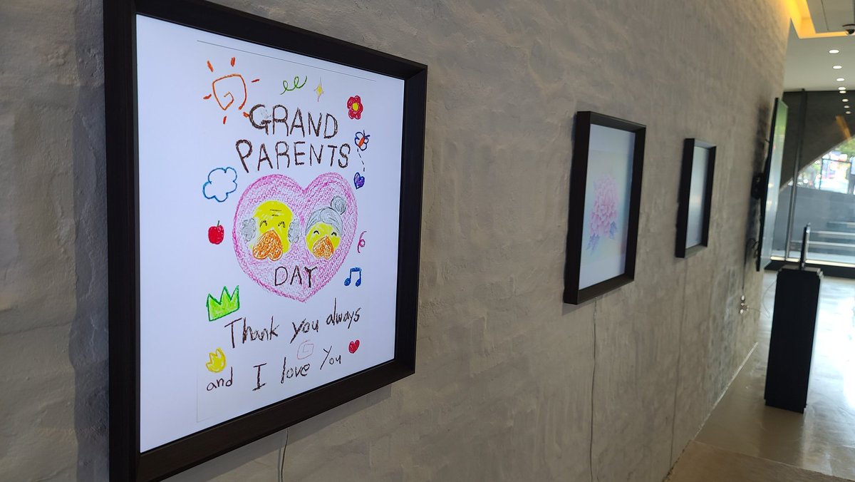 🏛어르신그림일기 통합전시🏛

⏰️ 6/21-6/24
🏛언커먼갤러리 (<a href="/uncommon/">Uncommon</a>.gallery)
강남구 봉은사로 516

#팔각정 #Pluscope #삼원특수지 #더페이퍼랩
@pluscope.official