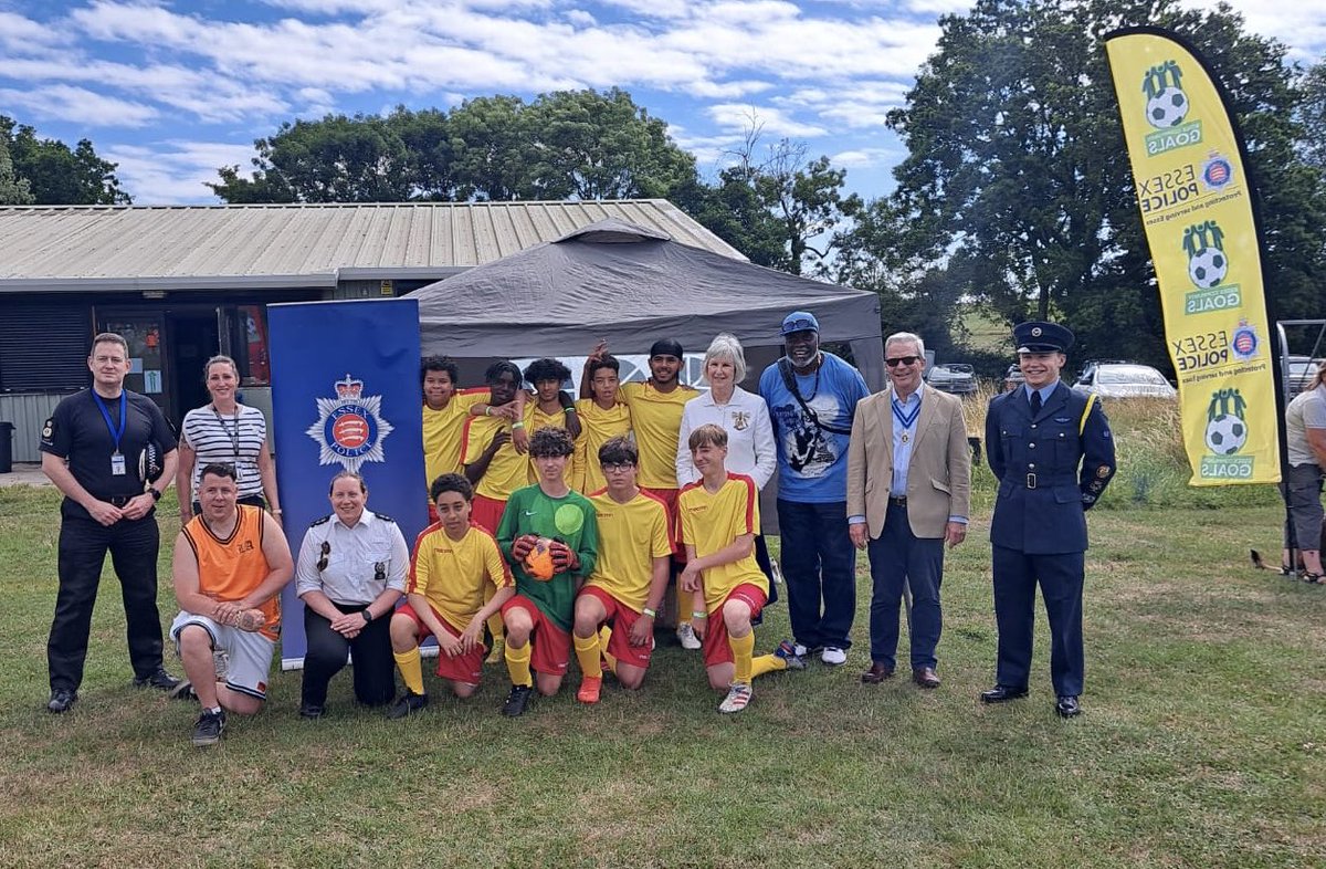 Chief Constable BJ Harrington QPM - Essex Police (@bjh251) on Twitter photo Thank you to all engaged with the <a href="/EssexPoliceUK/">Essex Police</a> Community Goals Tournament. Great to see 15 youth teams from across Essex taking part but special mention to the Queensway team supported by m.facebook.com/Getthekidsout/ with Ash & Rowdy <a href="/ActiveEssex/">ActiveEssex</a> <a href="/Essex_HS/">High Sheriff of Essex - Julie Fosh</a> Thank you to all engaged with the <a href="/EssexPoliceUK/">Essex Police</a> Community Goals Tournament. Great to see 15 youth teams from across Essex taking part but special mention to the Queensway team supported by m.facebook.com/Getthekidsout/ with Ash & Rowdy <a href="/ActiveEssex/">ActiveEssex</a> <a href="/Essex_HS/">High Sheriff of Essex - Julie Fosh</a>
